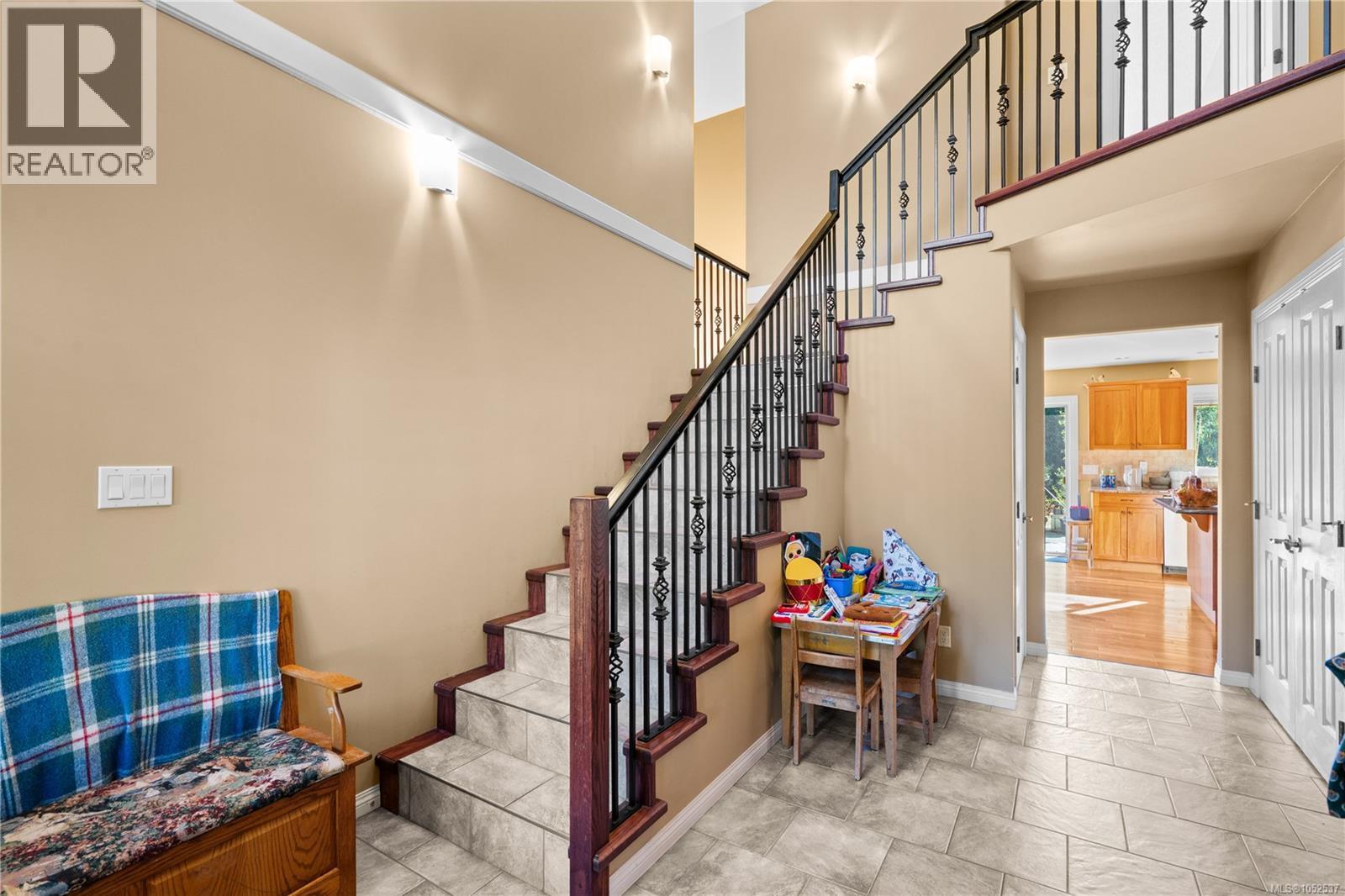  762 Memory Lane, Mill Bay