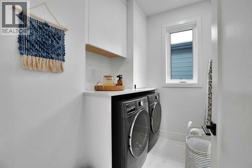 316 28 Avenue NE - photo 32