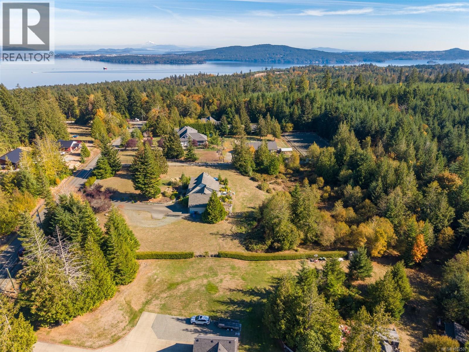  762 Memory Lane, Mill Bay