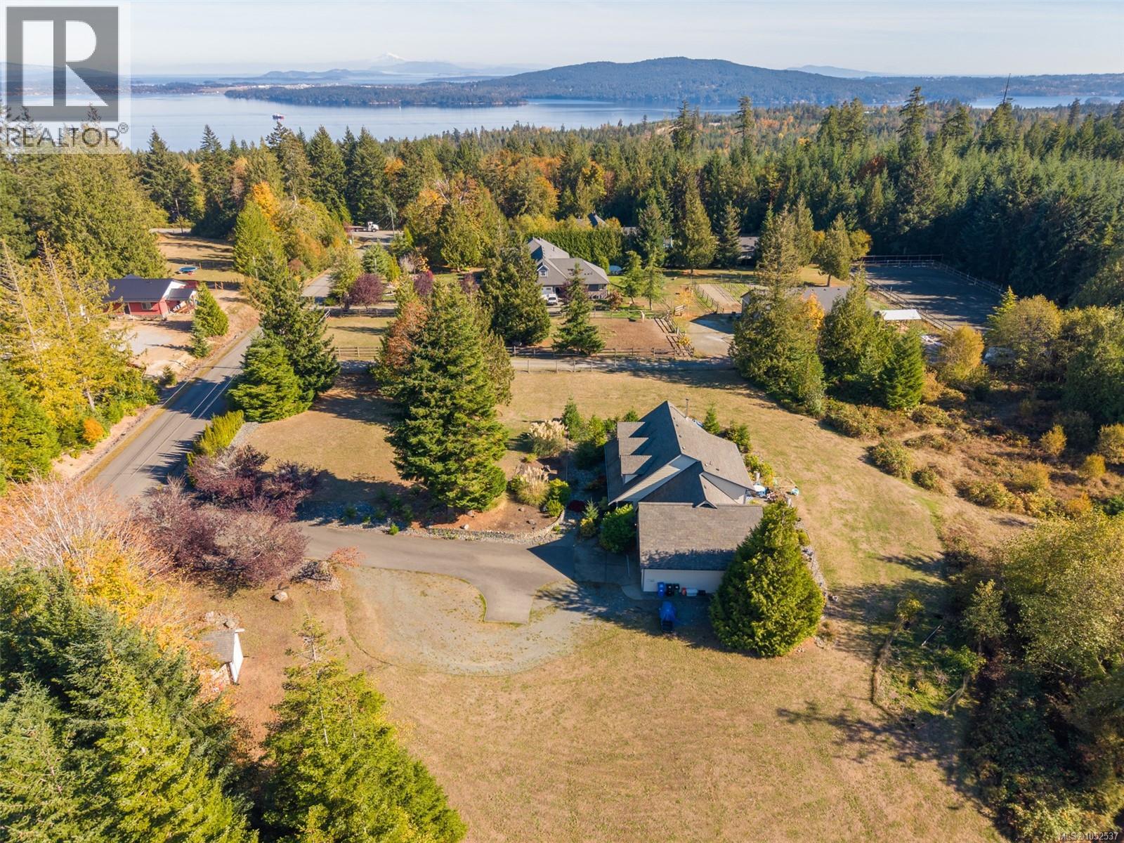  762 Memory Lane, Mill Bay