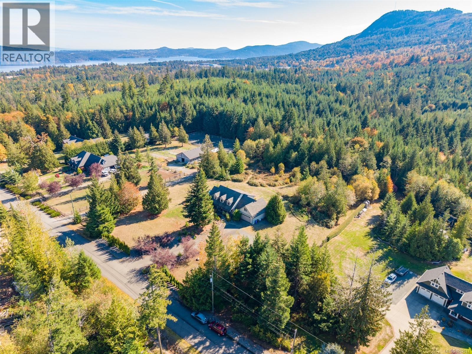  762 Memory Lane, Mill Bay