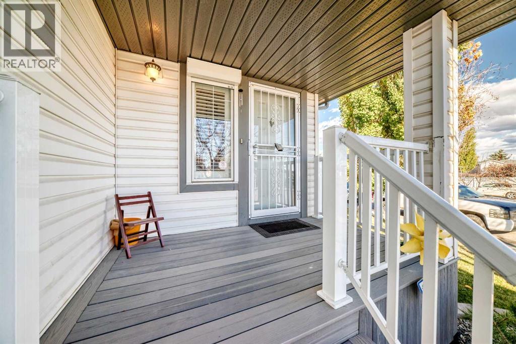 826 Applewood Drive SE - photo 4