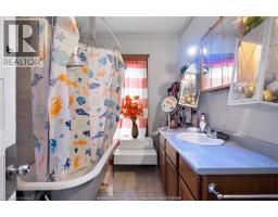 39 Russell Street, Leamington, ON N8H1V1 Photo 16