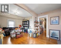 Living room - 39 Russell Street, Leamington, ON N8H1V1 Photo 6