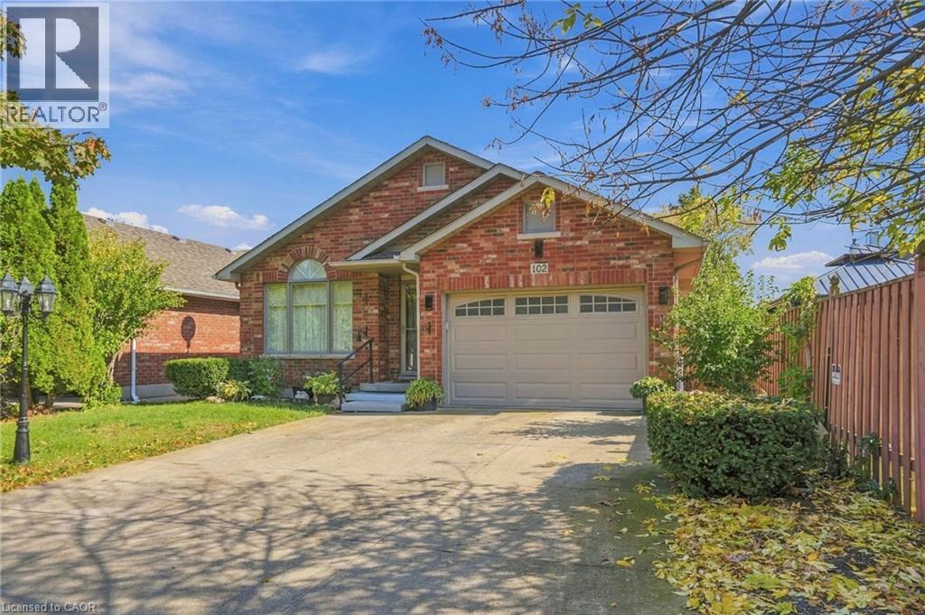 102 COVE Crescent, Stoney Creek Ontario