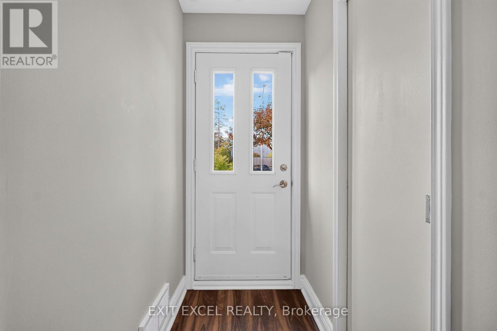 2712 BASELINE ROAD, Ottawa — photo 3