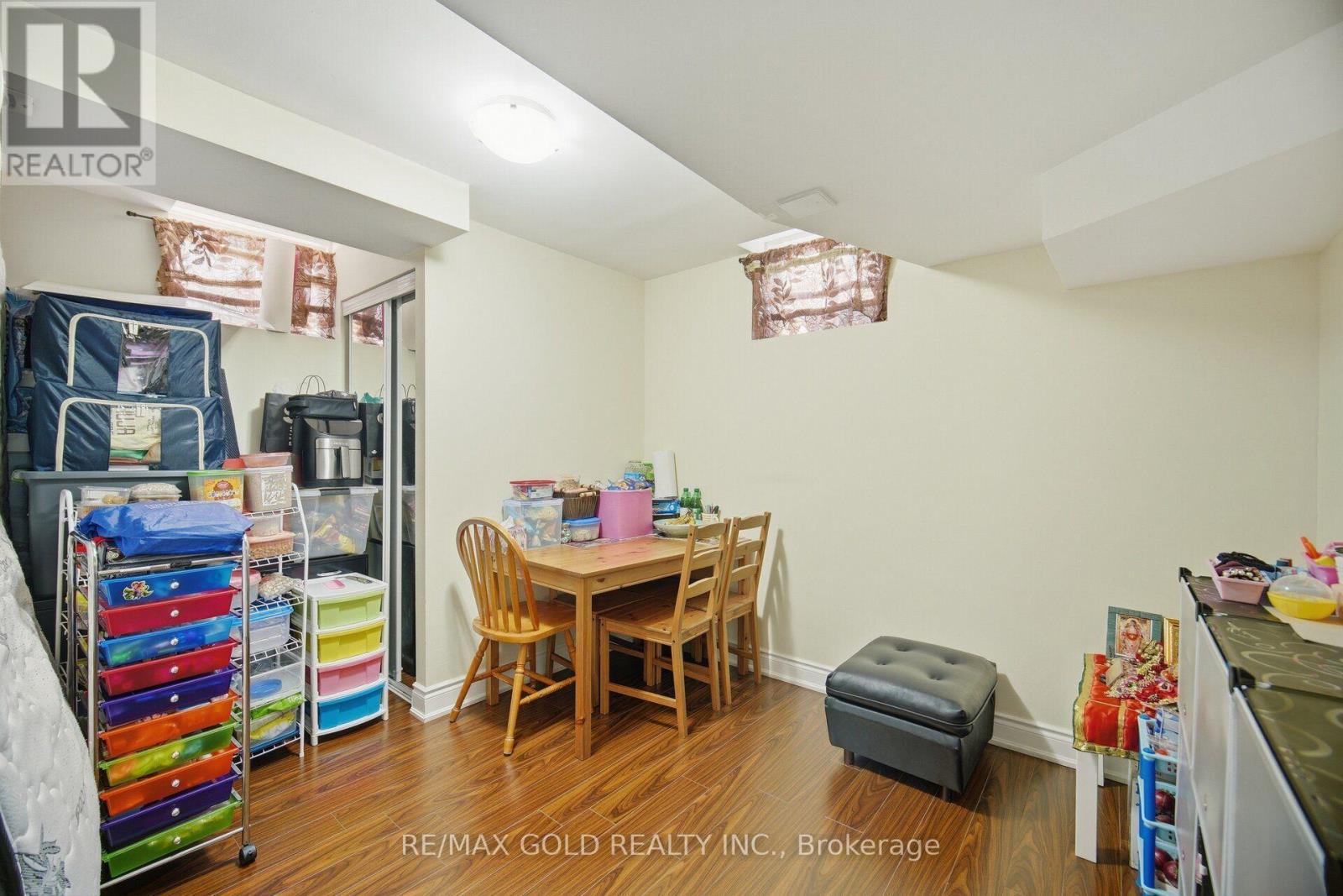 45 BIDDENS SQUARE - 42