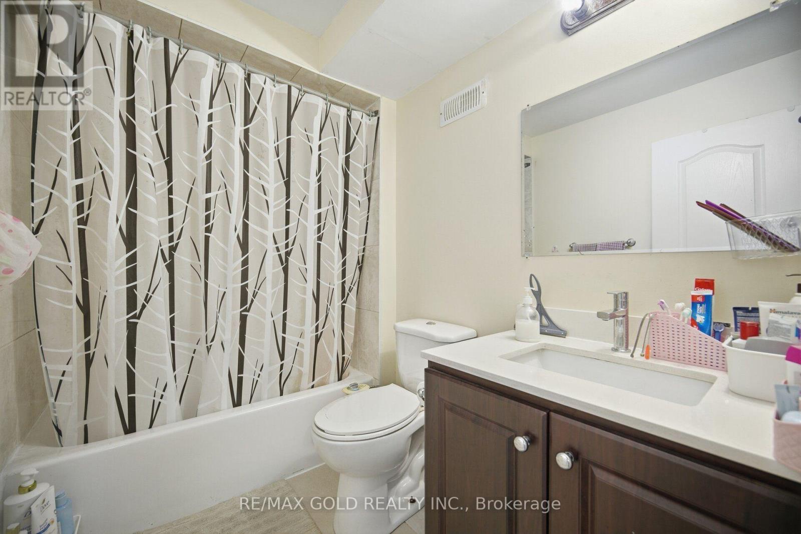 45 BIDDENS SQUARE - 44