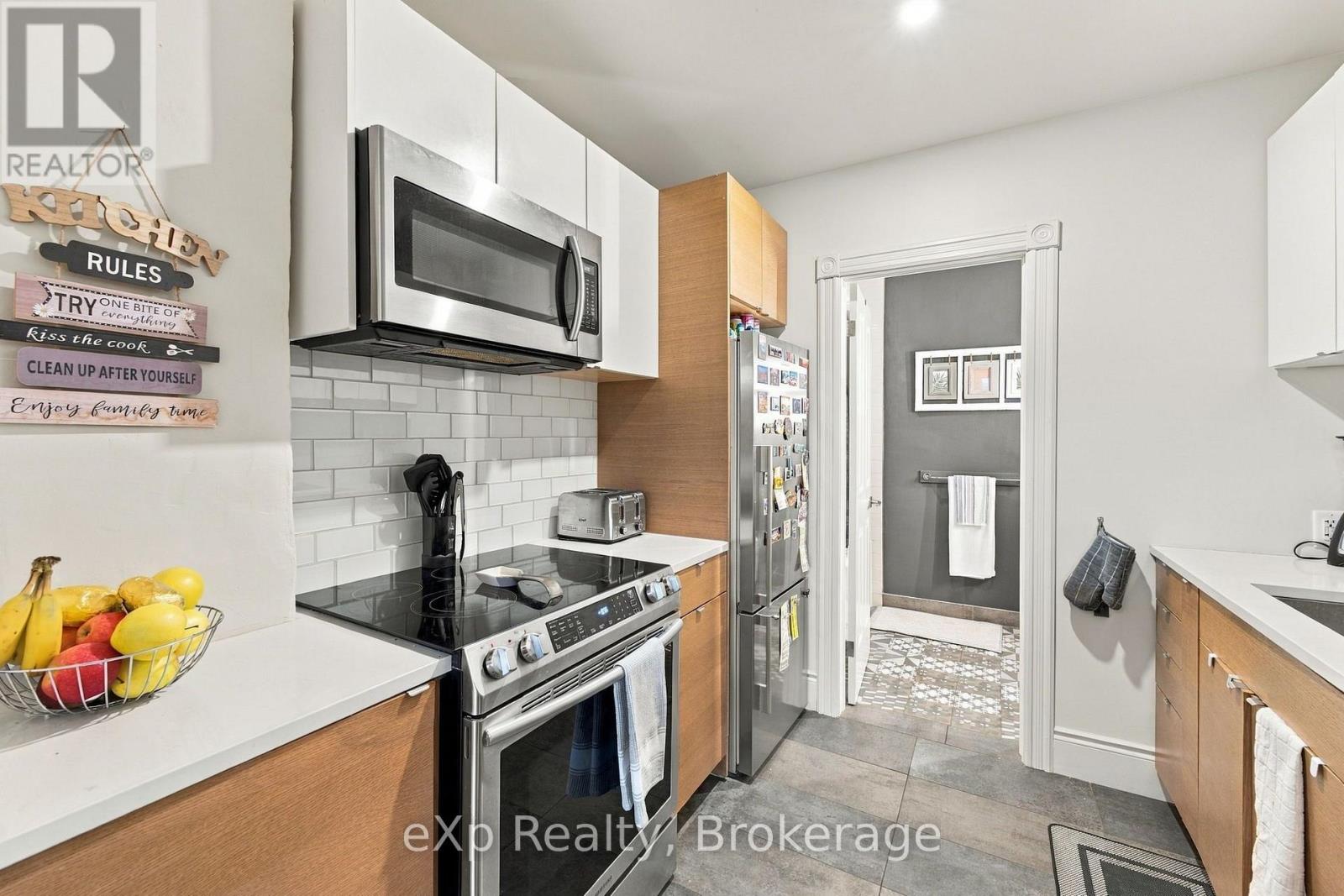 2 - 94 WELLINGTON STREET, Stratford — photo 11