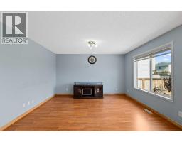 6 Martin Crossing Way Ne, Calgary, AB T3J3V1 Photo 14