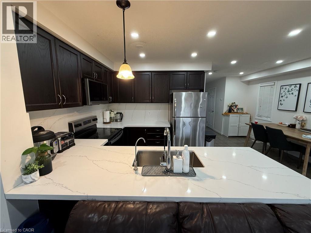 236 Countrystone Crescent — photo 13
