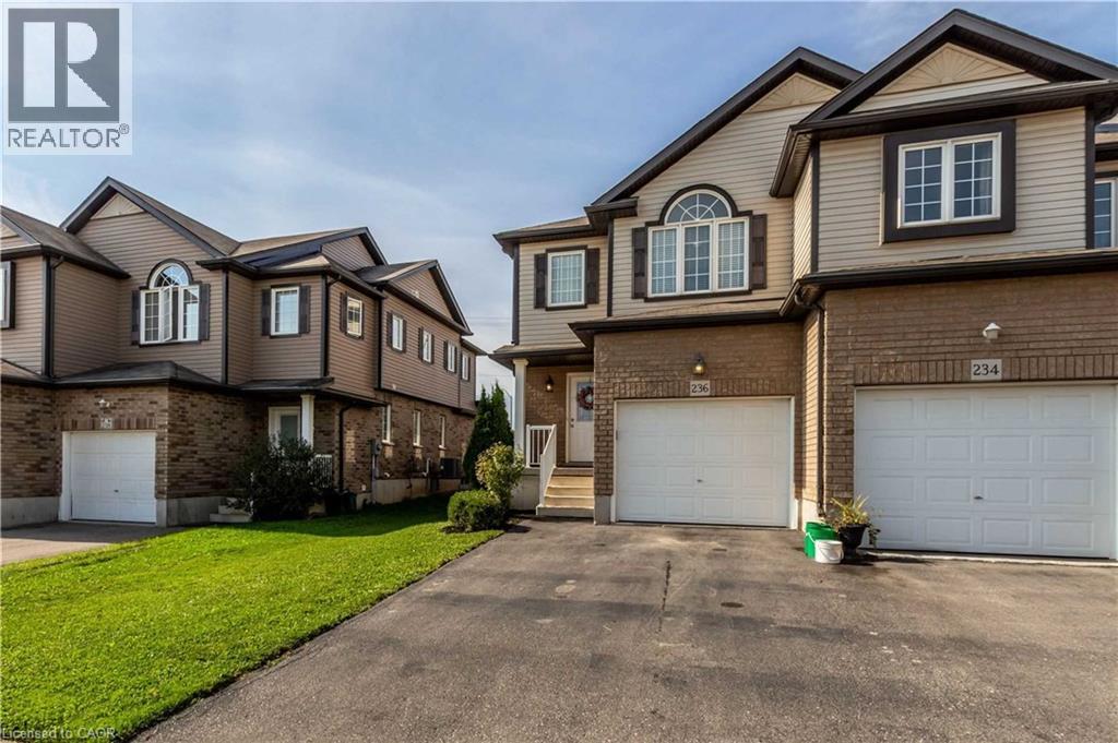 236 COUNTRYSTONE Crescent, Kitchener — photo 2