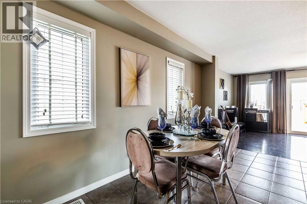 236 COUNTRYSTONE Crescent, Kitchener — photo 6