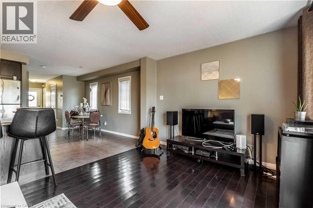 236 COUNTRYSTONE Crescent, Kitchener — photo 9