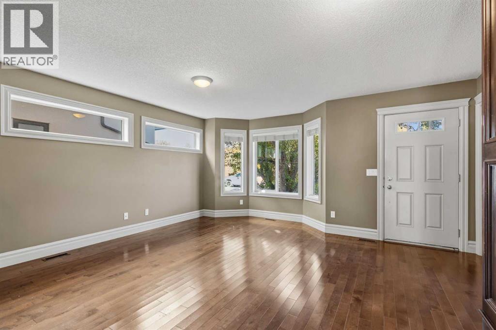 723 23 Avenue NW - photo 7