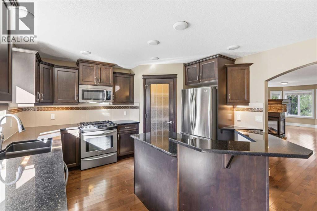 723 23 Avenue NW - photo 16