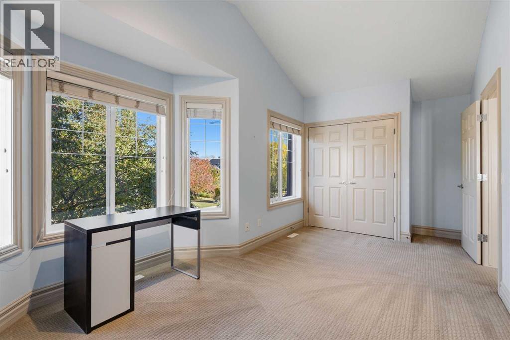 723 23 Avenue NW - photo 25
