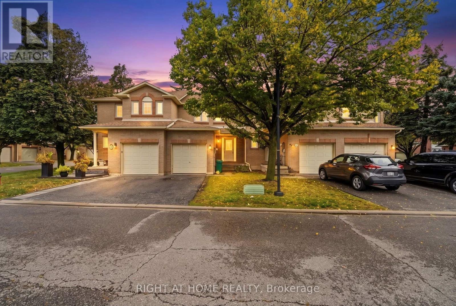 21 - 35 CHIPSTEAD AVENUE, Brampton (Northwood Park) — photo 3