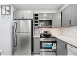 Partial bathroom - 21 - 35 Chipstead Avenue, Brampton, ON L6X4G9 Photo 7
