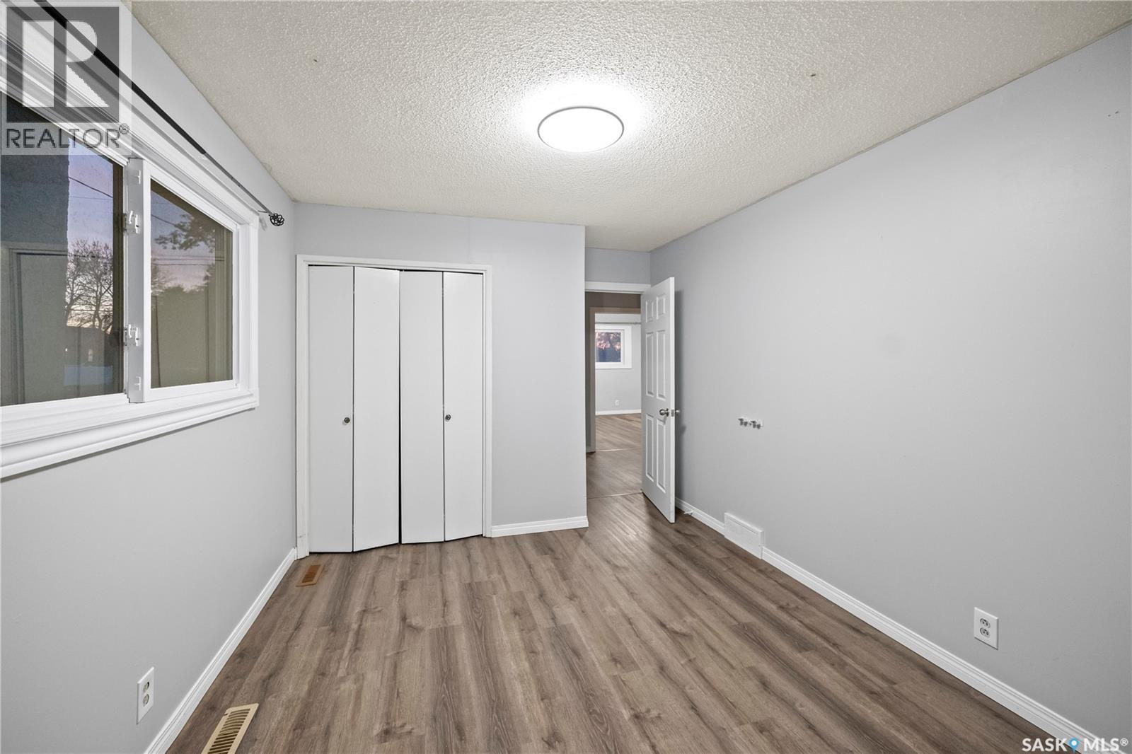 300 Osler STREET, Regina — photo 15