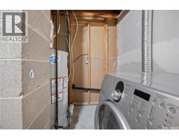 300 Osler Street, Regina, SK S4R1V6 Photo 35