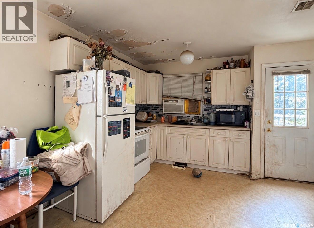 446 Douglas CRESCENT - 9