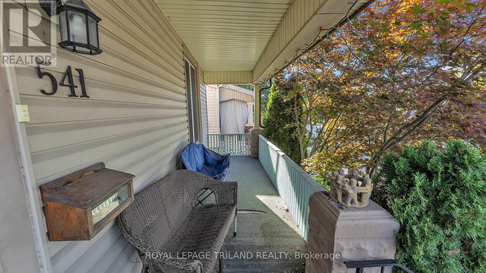 541 Nelson Street — photo 19