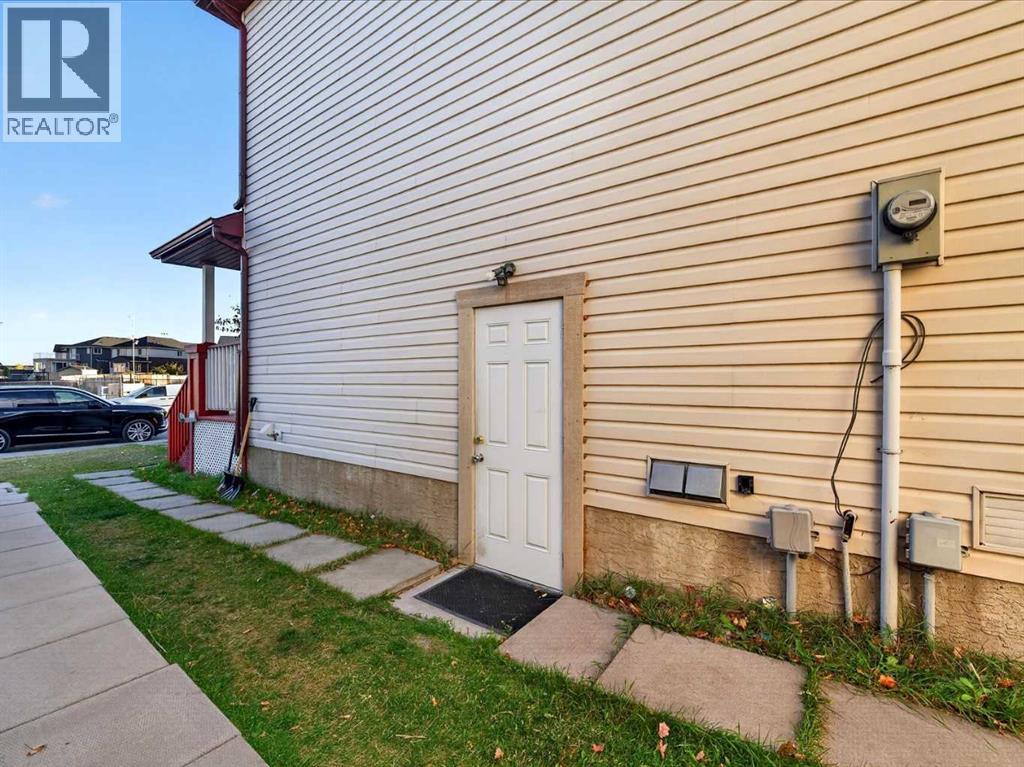 421 Martindale Drive NE - photo 38