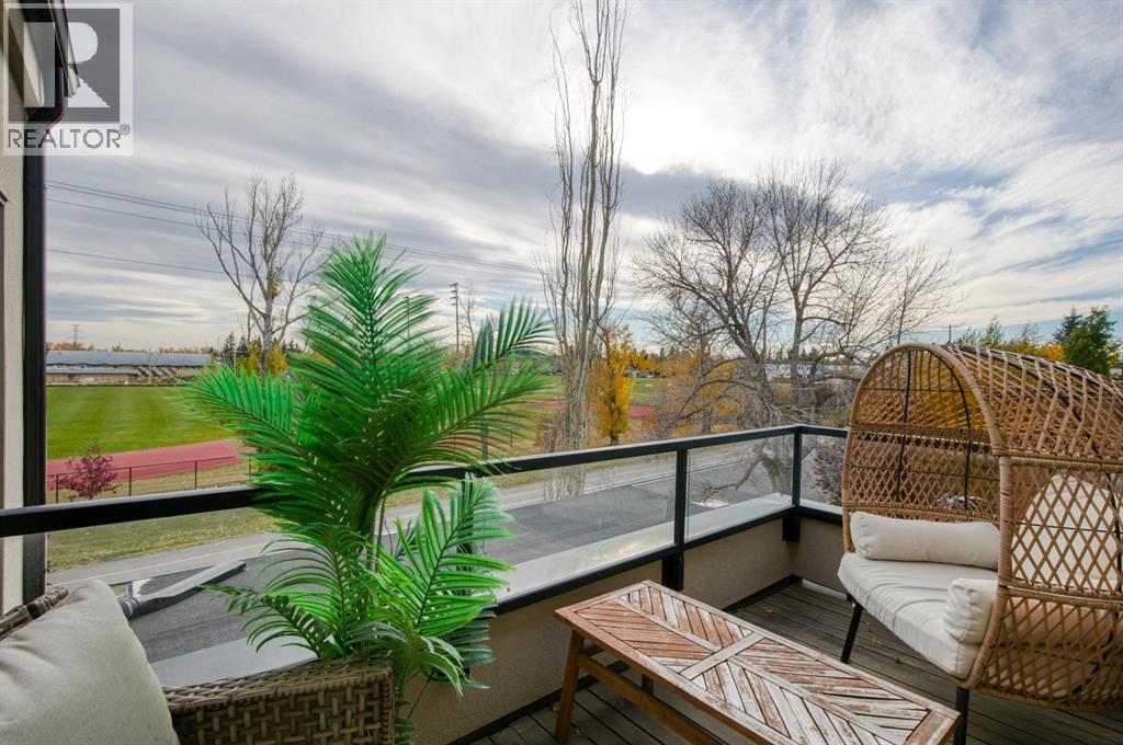 1904 50 Avenue SW - photo 30