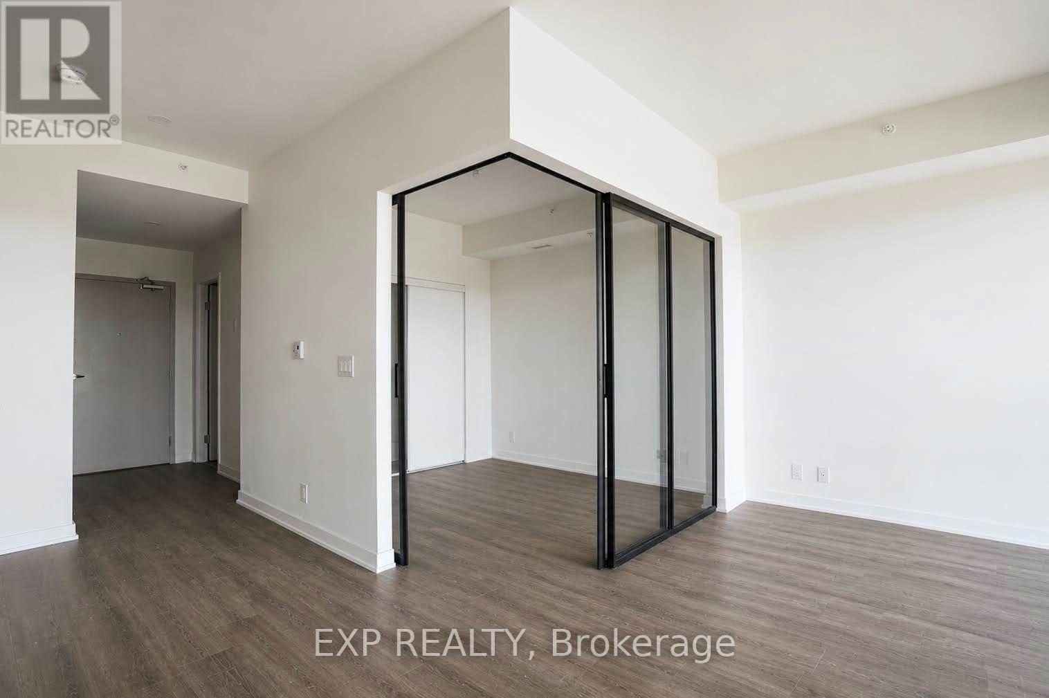221 - 350 PRINCE CHARLES DRIVE S, Welland (Broadway) — photo 9