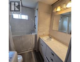 197 Dauphin Avenue Unit# 16, Penticton, BC V2A3S3 Photo 7