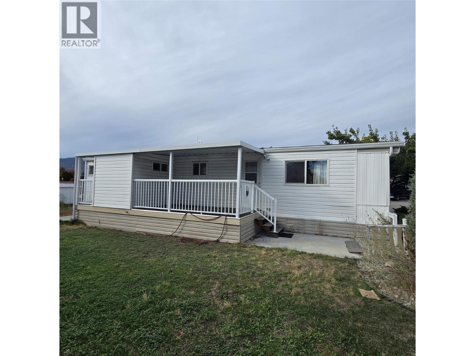 #16 197 Dauphin Avenue - 2