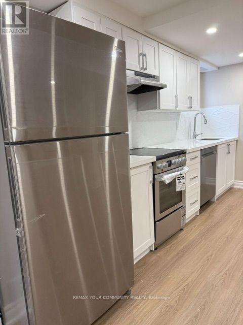 66 Vanessa Place, Whitby, ON photo 5