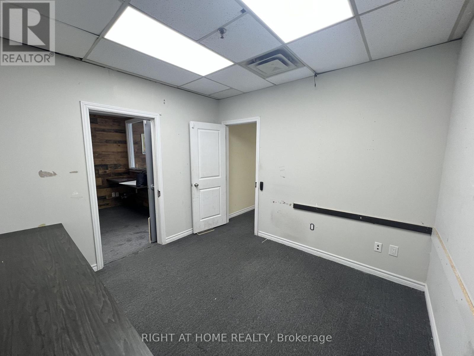 7007 ISLINGTON AVENUE, Vaughan (Steeles West Industrial) — photo 4