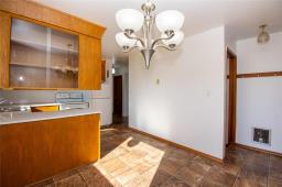 57 Saskatchewan Street, Strathclair, MB R0J2C0 Photo 12