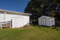 57 Saskatchewan Street, Strathclair, MB R0J2C0 Photo 41