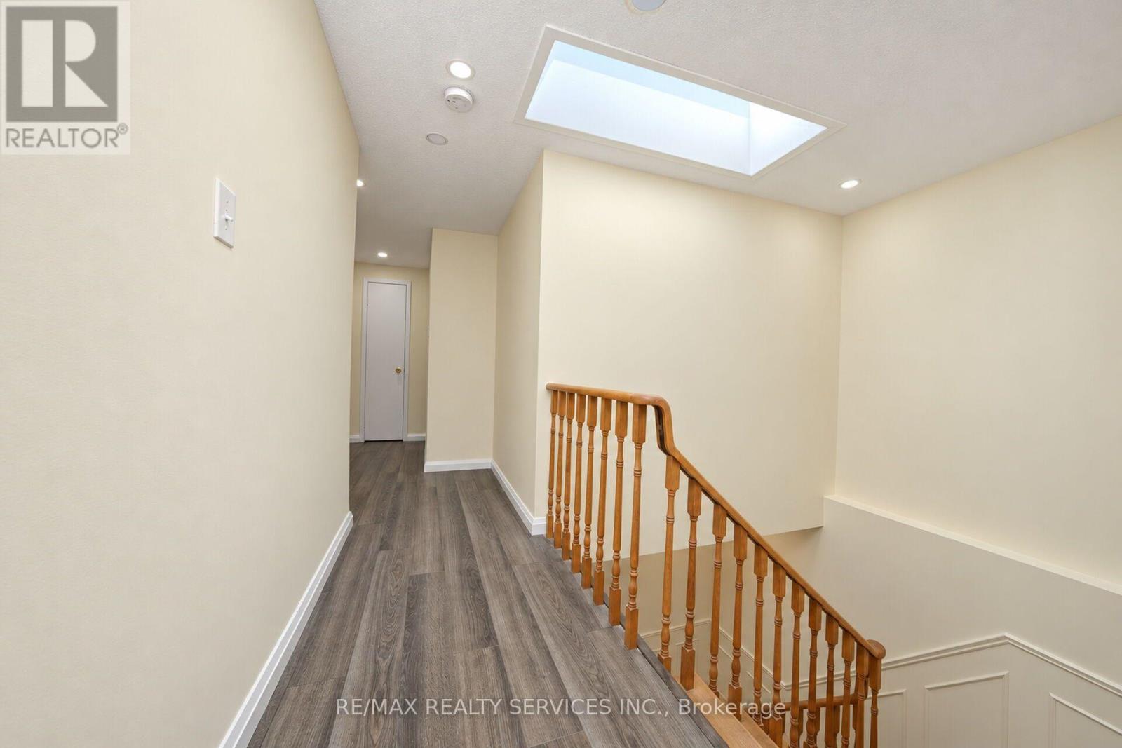 54 PICKARD LANE - 26
