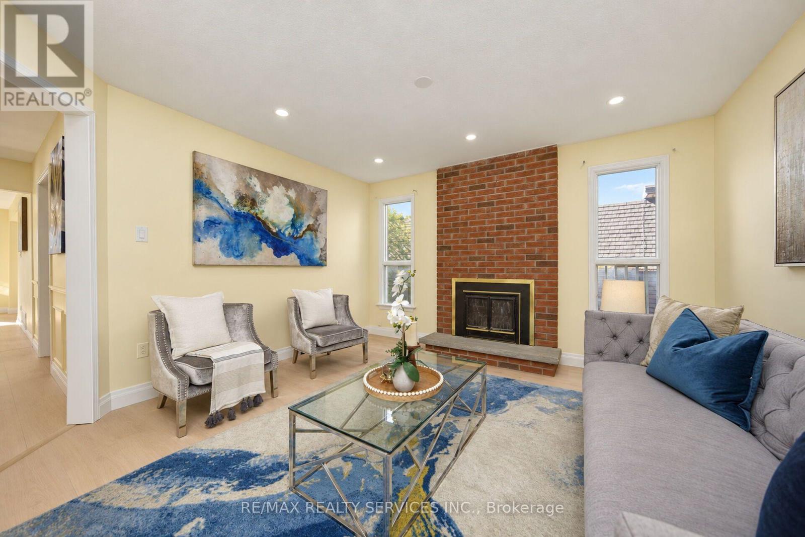 54 PICKARD LANE - 9