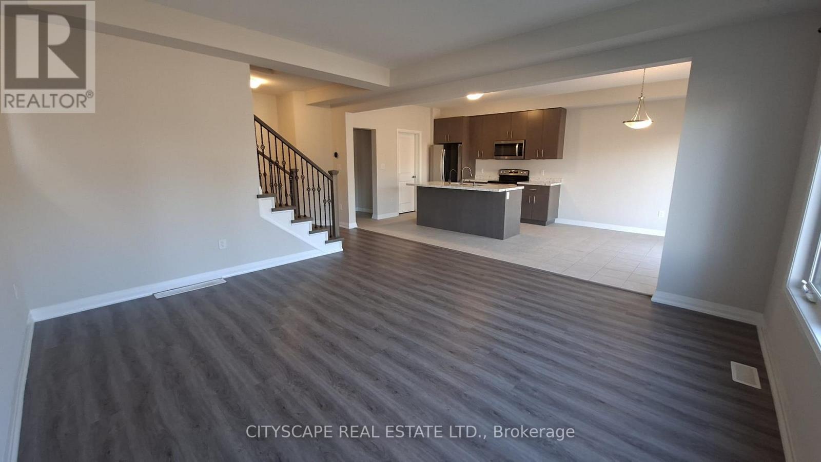 69 BUR OAK DRIVE - 6