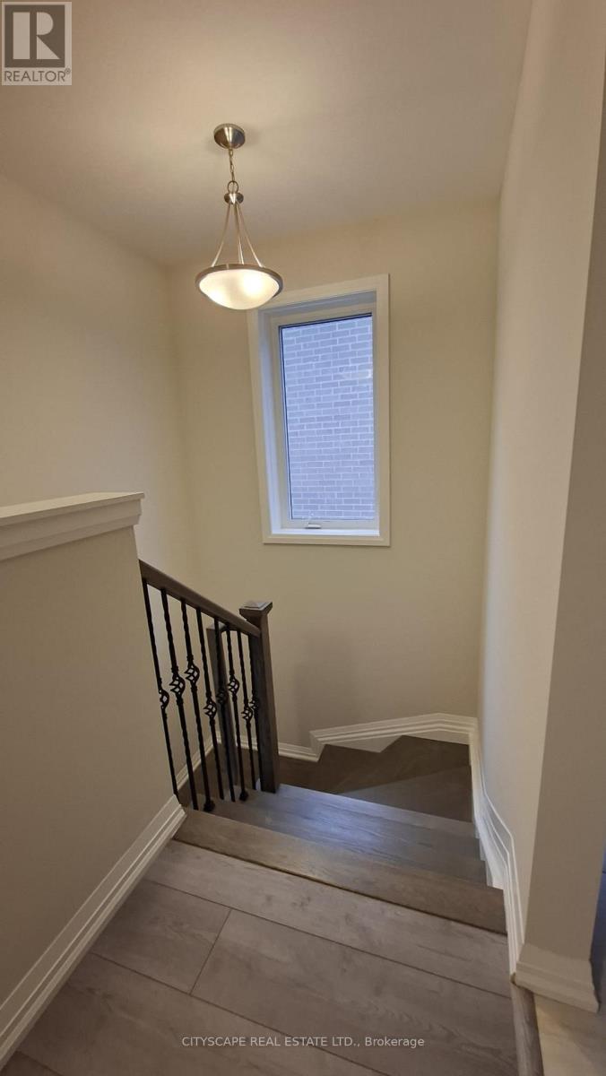 69 Bur Oak Drive, Thorold, ON photo 8