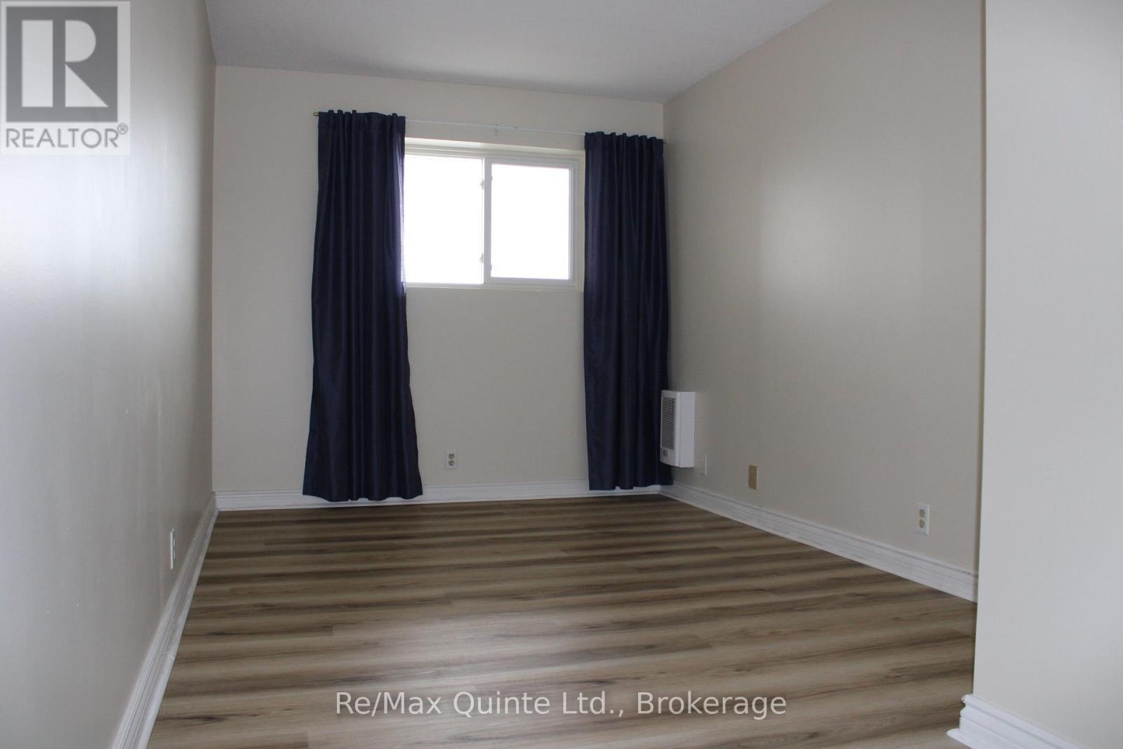610 William Street South — photo 10