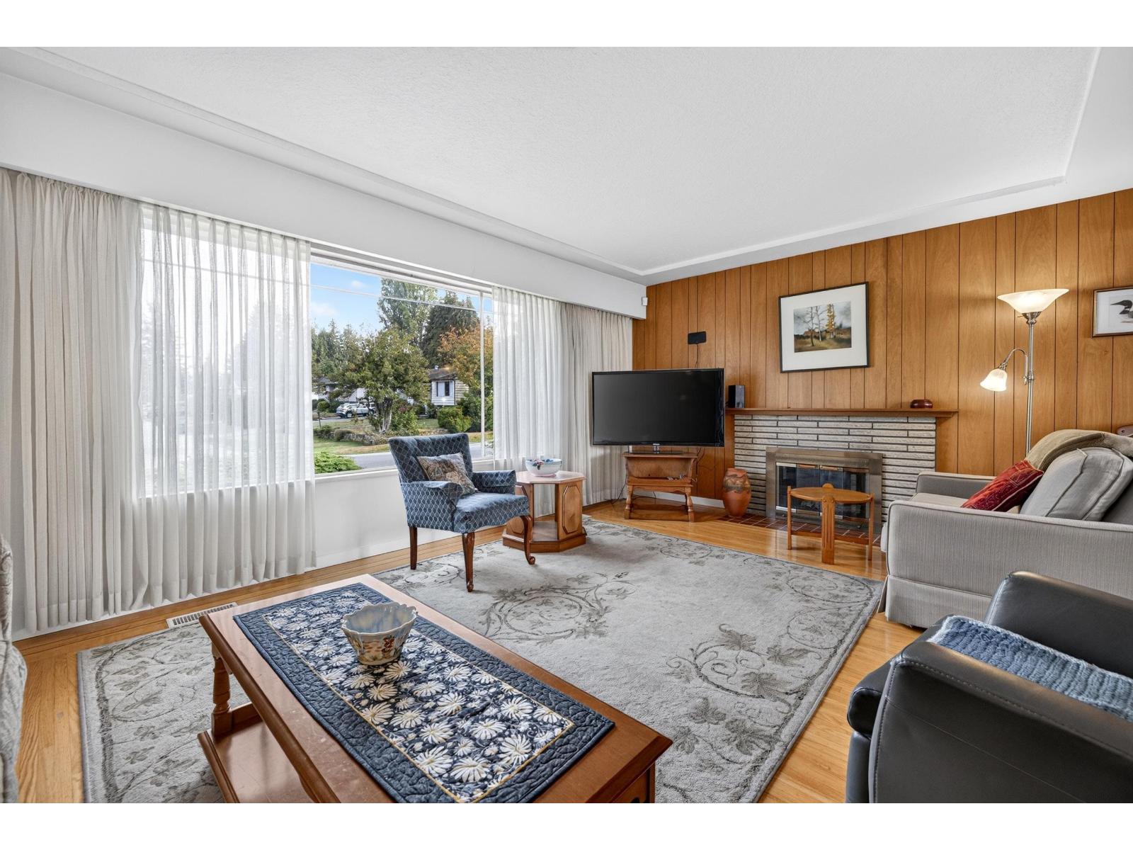 Photo of 12614 102 AVENUE 3