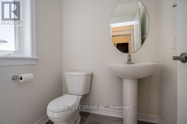 24 Sundew Lane, Richmond Hill, ON photo 7