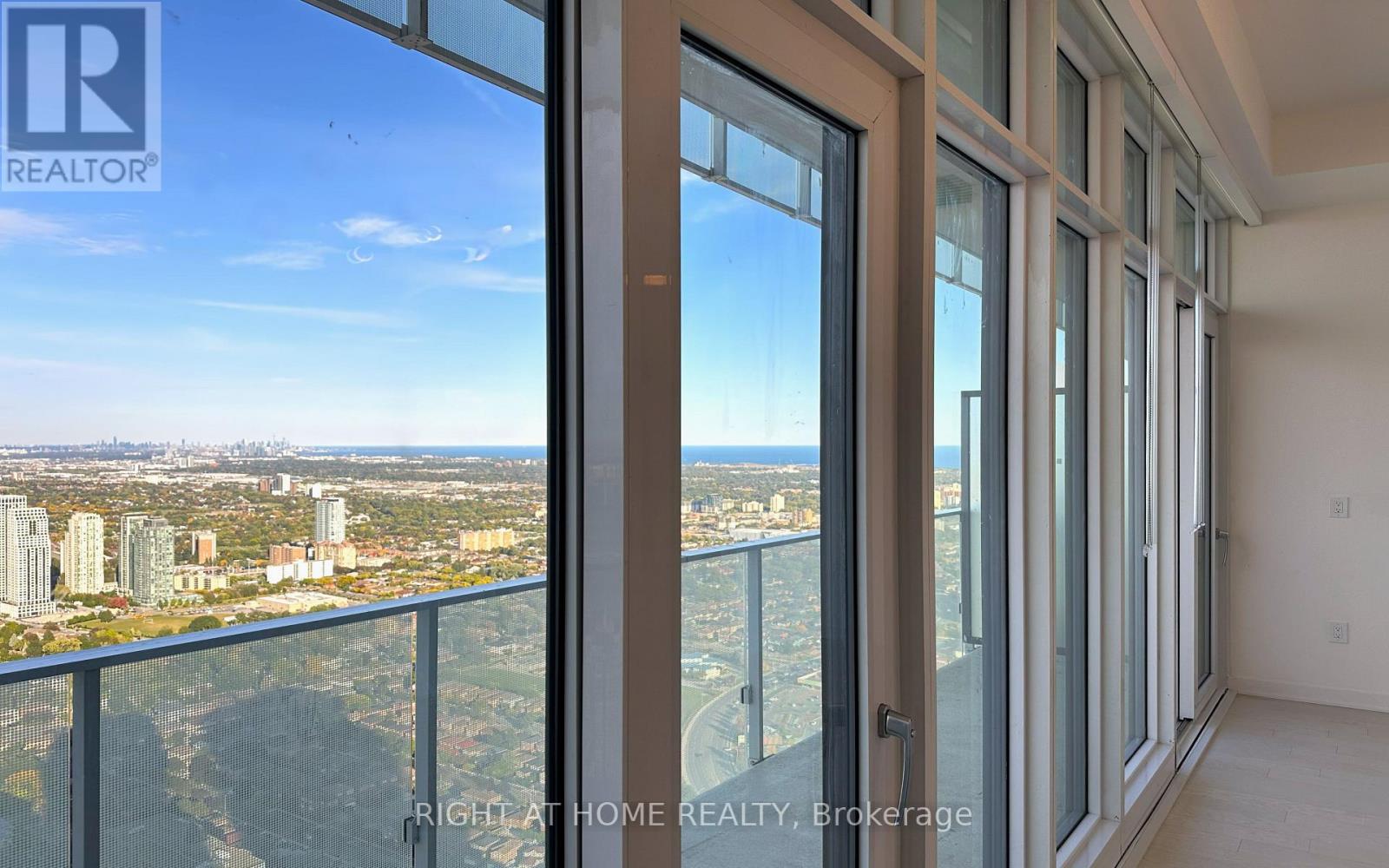 3900 Confederation Parkway — photo 17