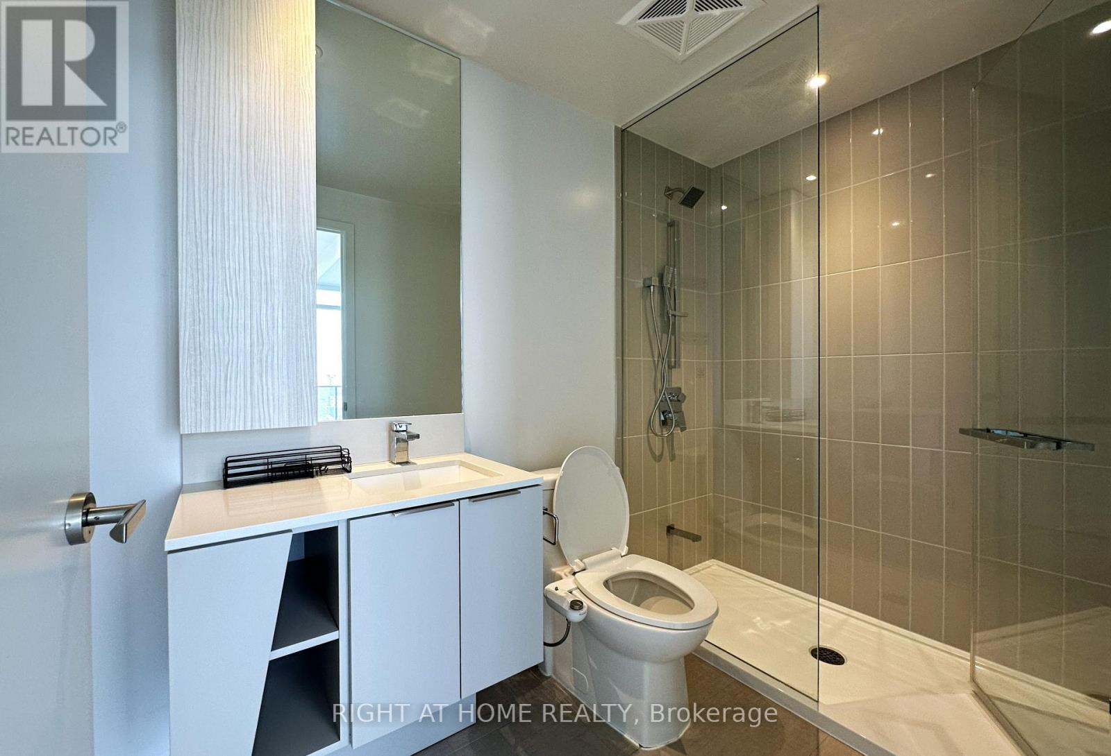 3900 Confederation Parkway — photo 26