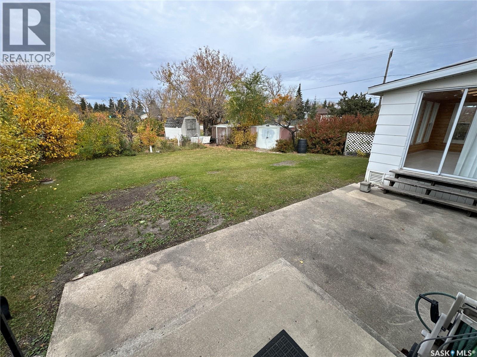 110 Railway AVENUE - 28