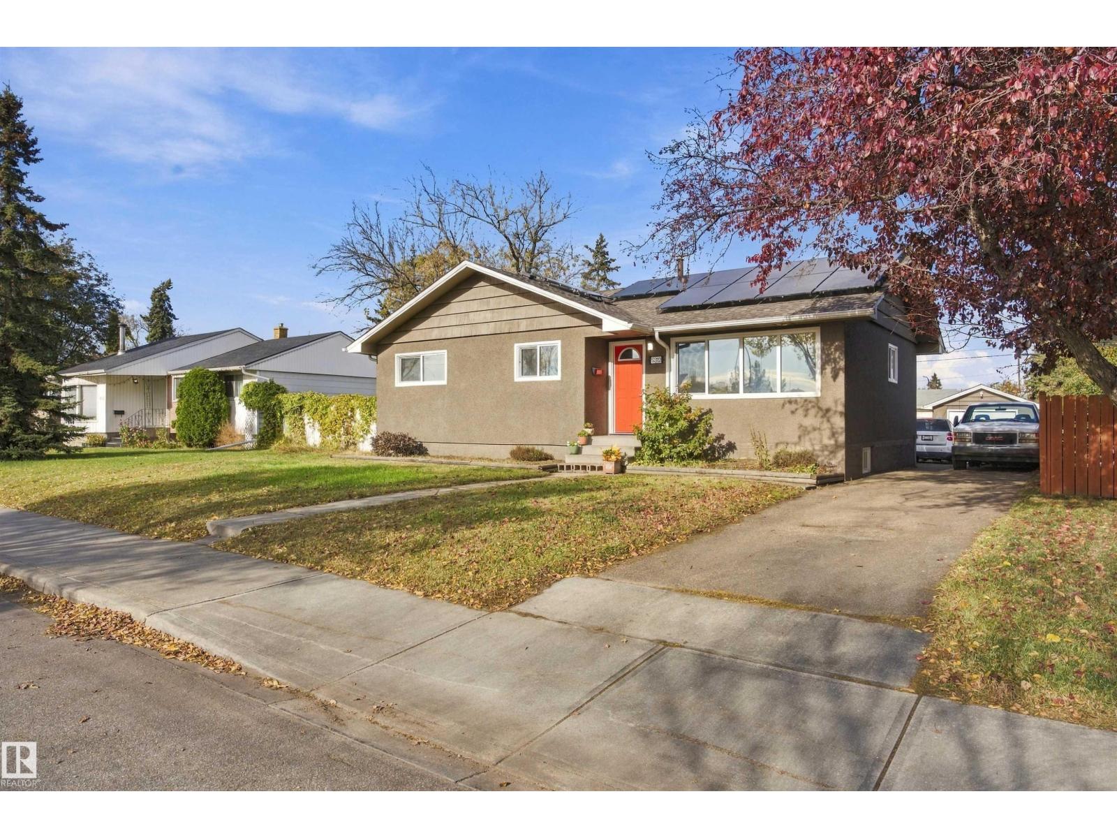 5312 101 Av NW photo 2 — MLS® E4513406