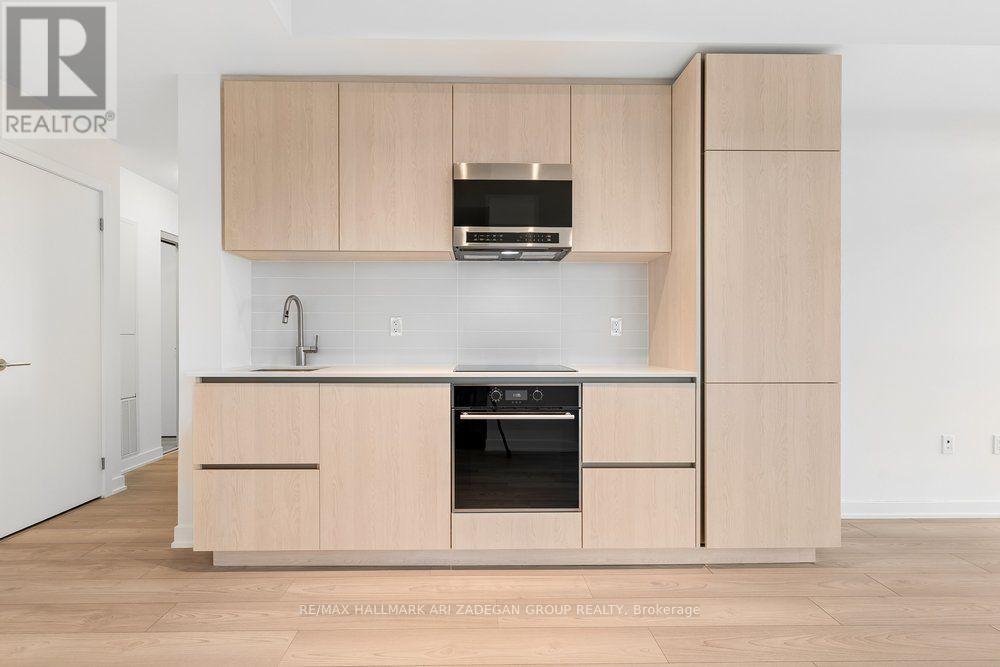110 Broadway Avenue — photo 13