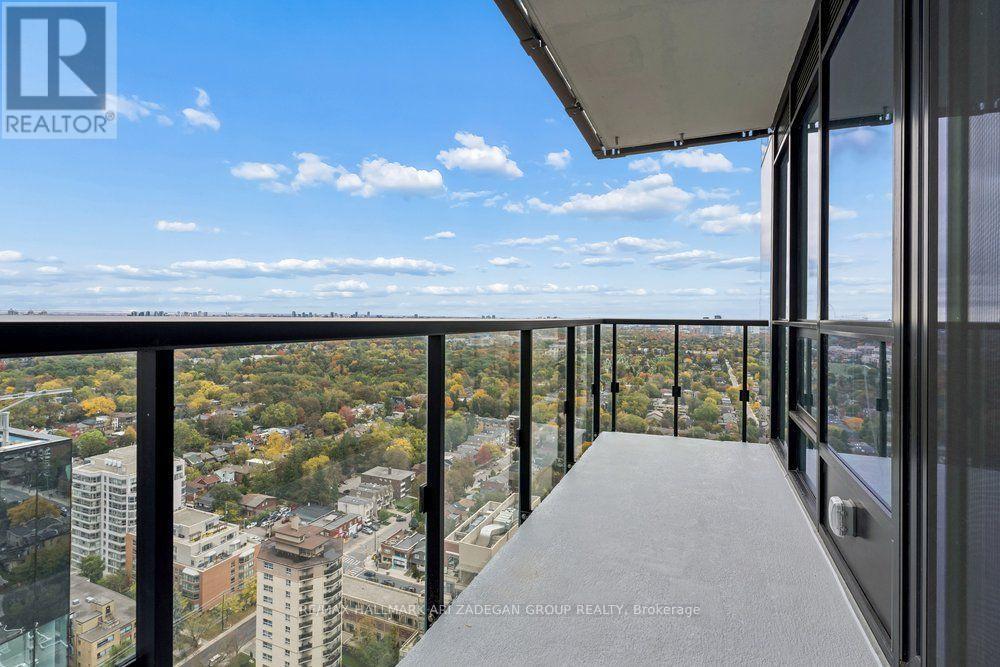 110 Broadway Avenue — photo 30