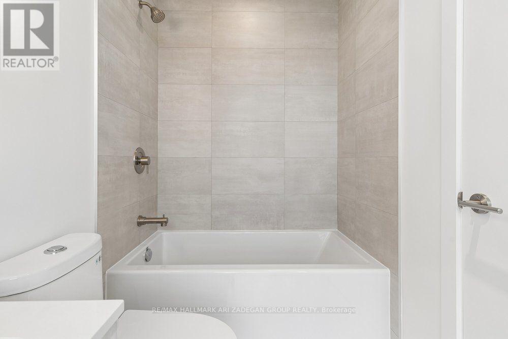 110 Broadway Avenue — photo 32